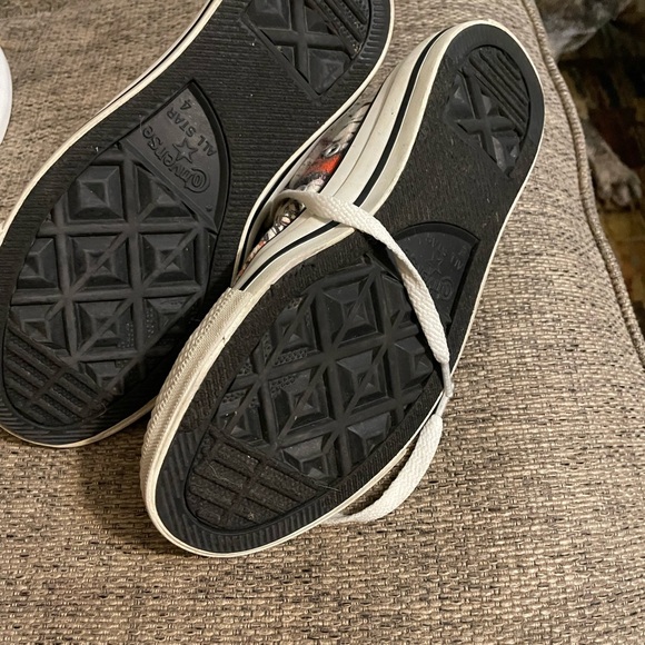 Chuck taylor Rare joker converse. Mens size 4 womens size 6 - Picture 5 of 5